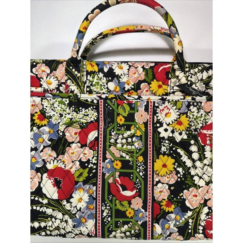 Vera Bradley 17” Hard Computer Case Missing Shoulder Strap
